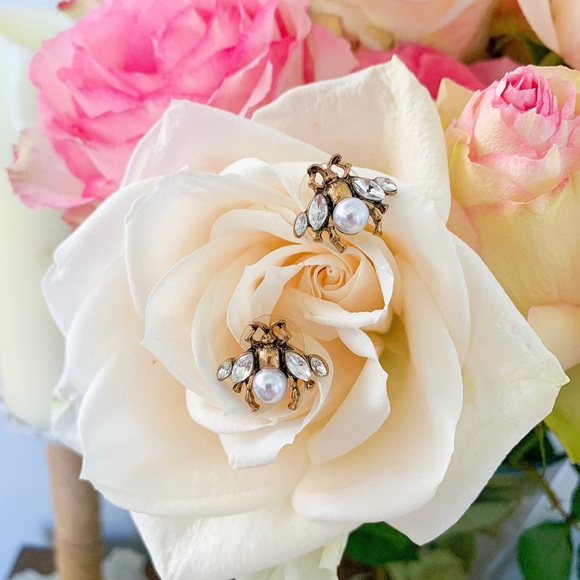 Honey Bee Earrings Pearl Teardrop OR Stud - 2 Styles - Picture 3 of 10